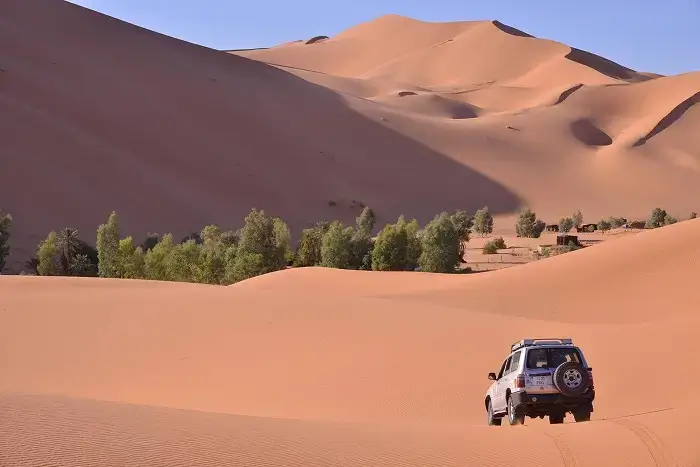 4x4 desert tour in Merzouga Sahara Desert on a 12 days tour from Casablanca